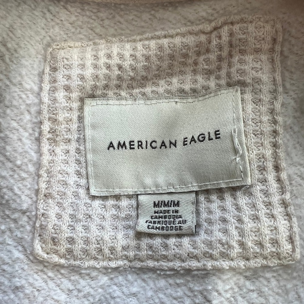 American Eagle Outfitters Cabin Graphic Crew‎ Neck Sweatshirt - Picture 3 of 3